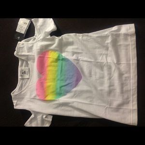 Heart Tee Flowers by Zoe